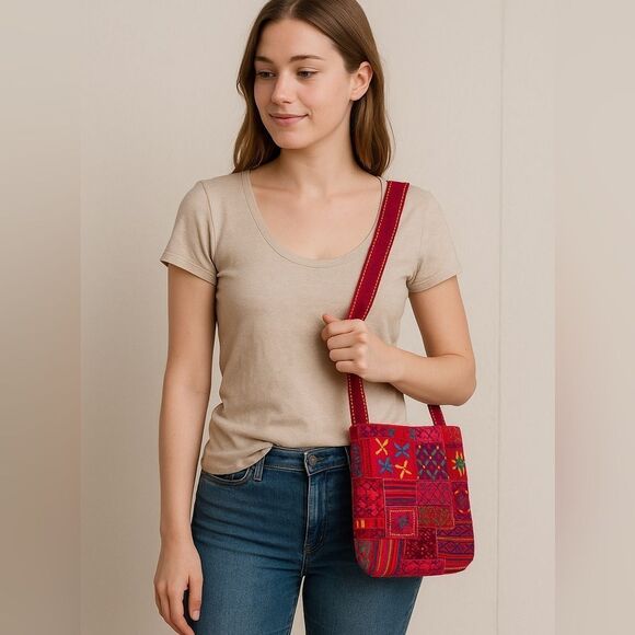 🎨 Handmade Sandur Patchwork Tote Bag from India 🧵✨ - Picture 1 of 7